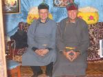 V mongolském národním obleku - hezké, že